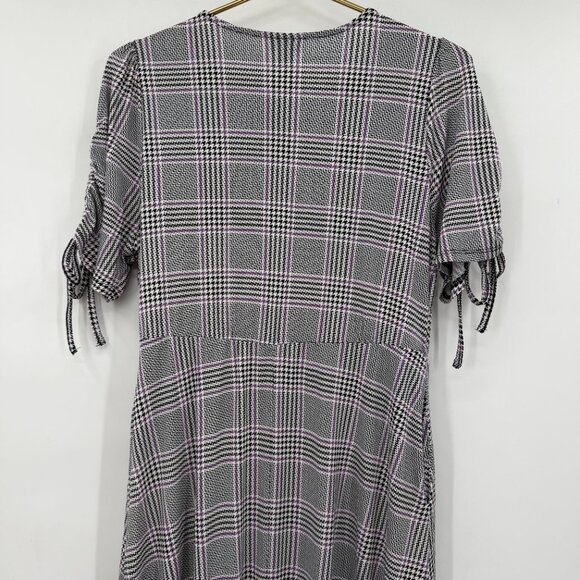 Torrid Plaid Wrap Midi Dress Ruched Sleeves Black Gray Purple Women’s 00 (M/L10) - Picture 5 of 11